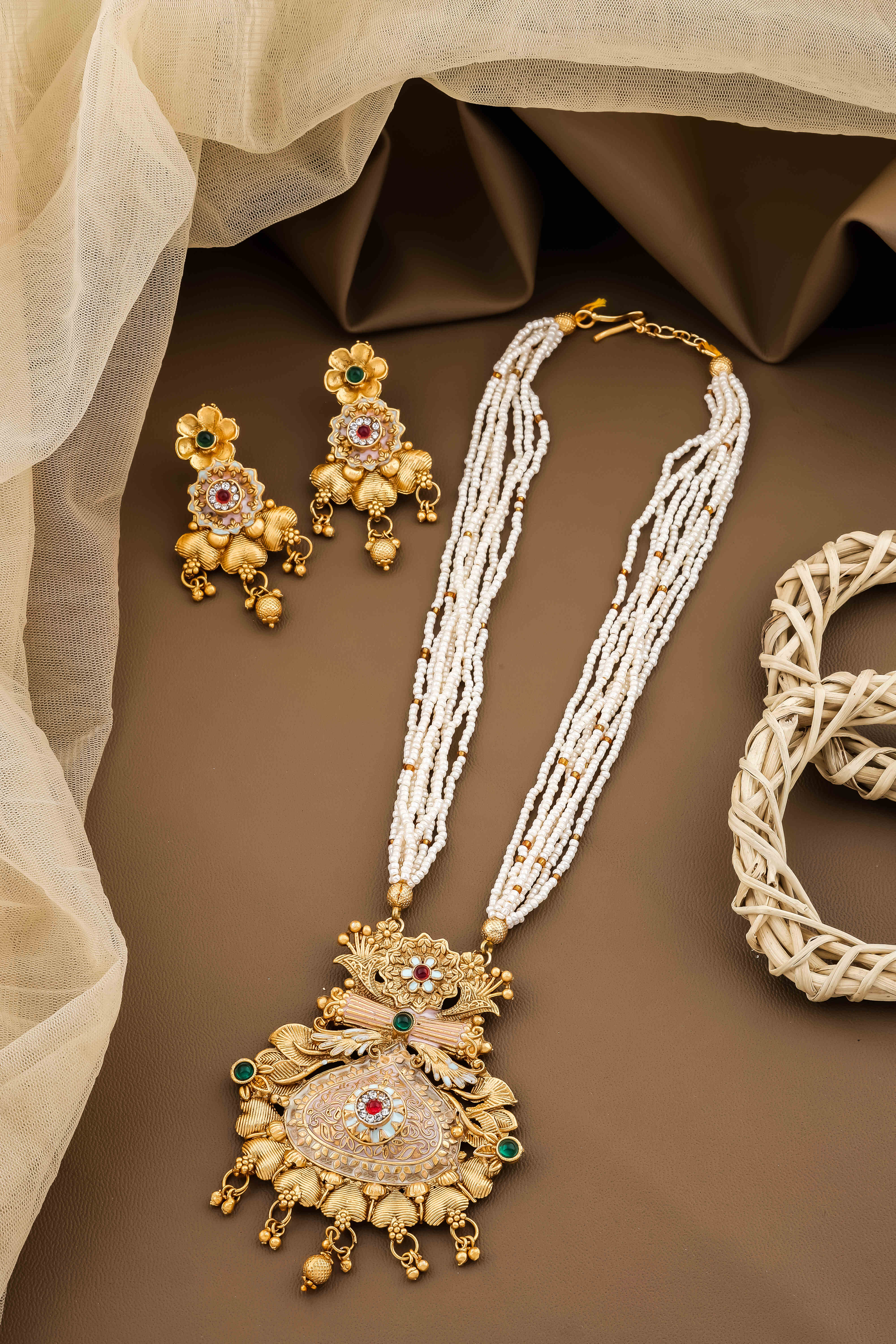 Color_GOld