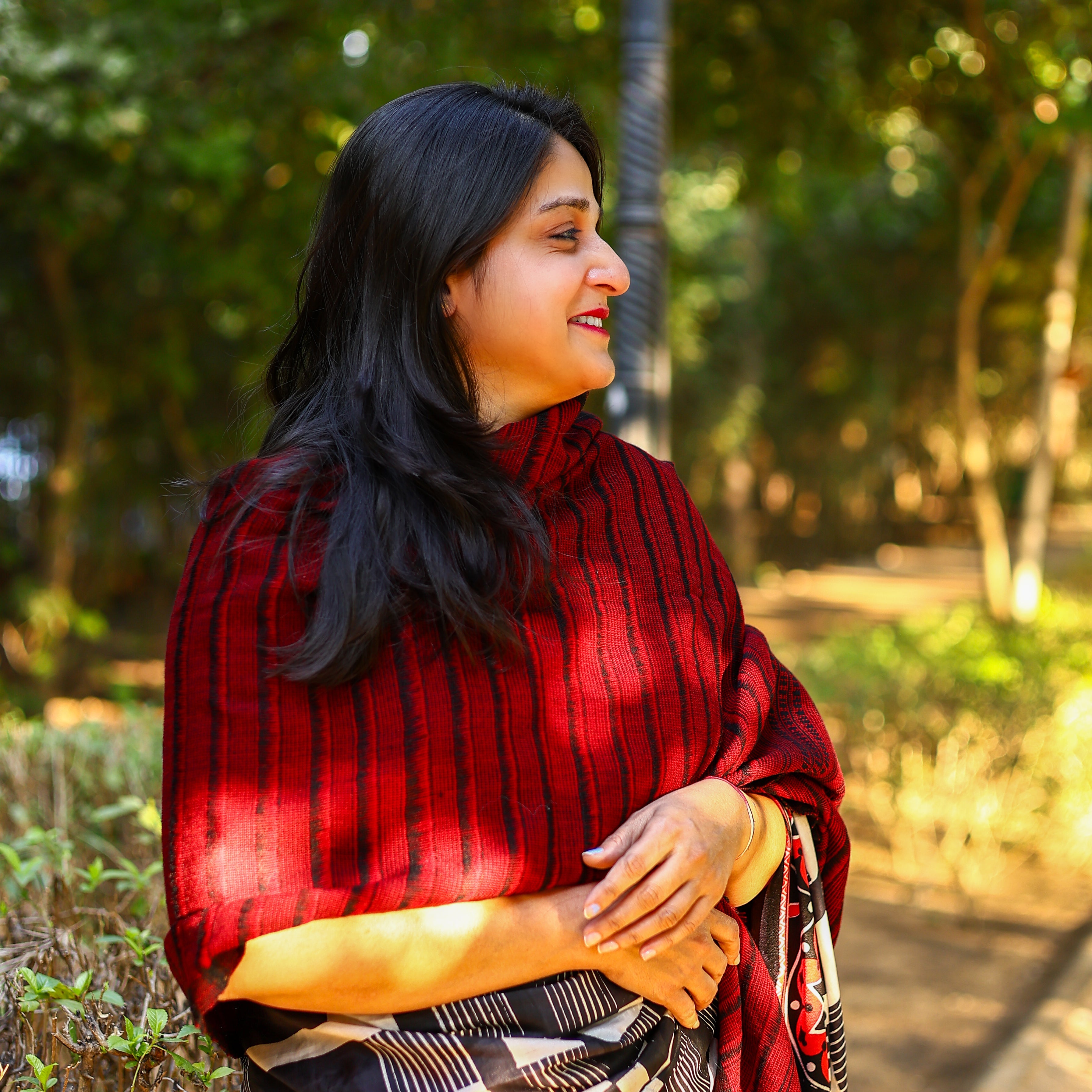 Handwoven Maroon and Black Kutchi Bhujodi Stole - Natriel