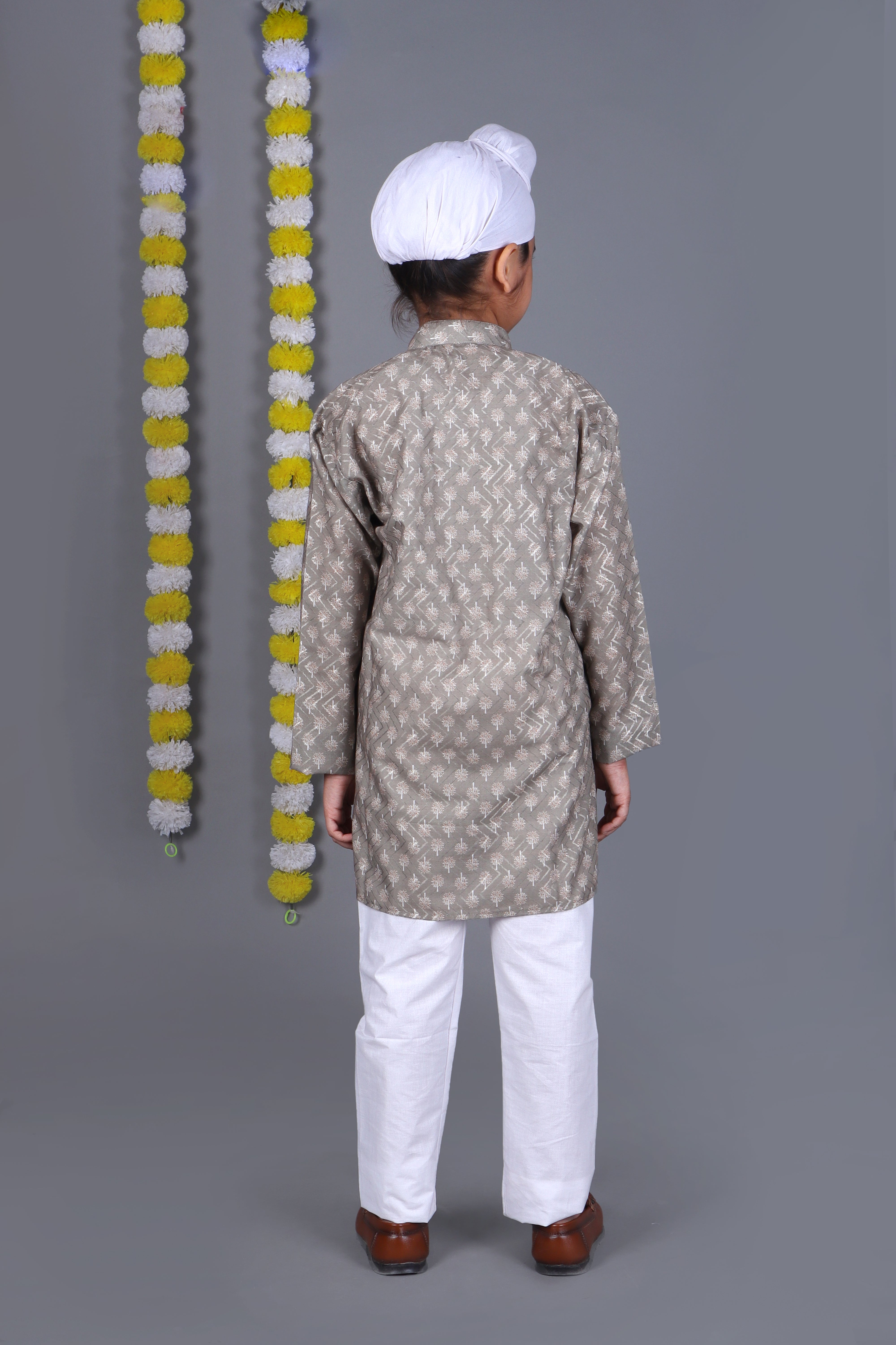 Color_Grey