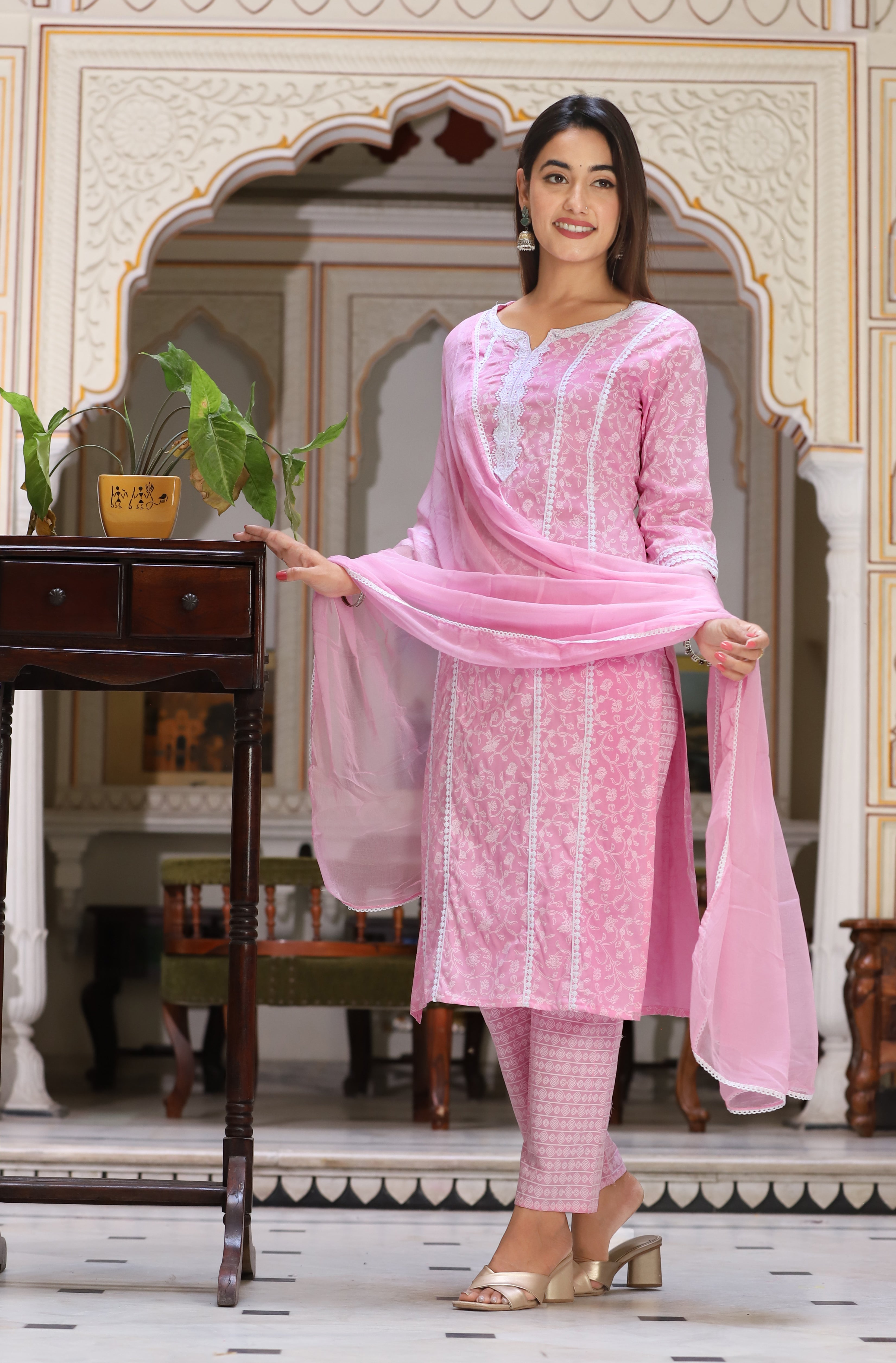 Color_Pink