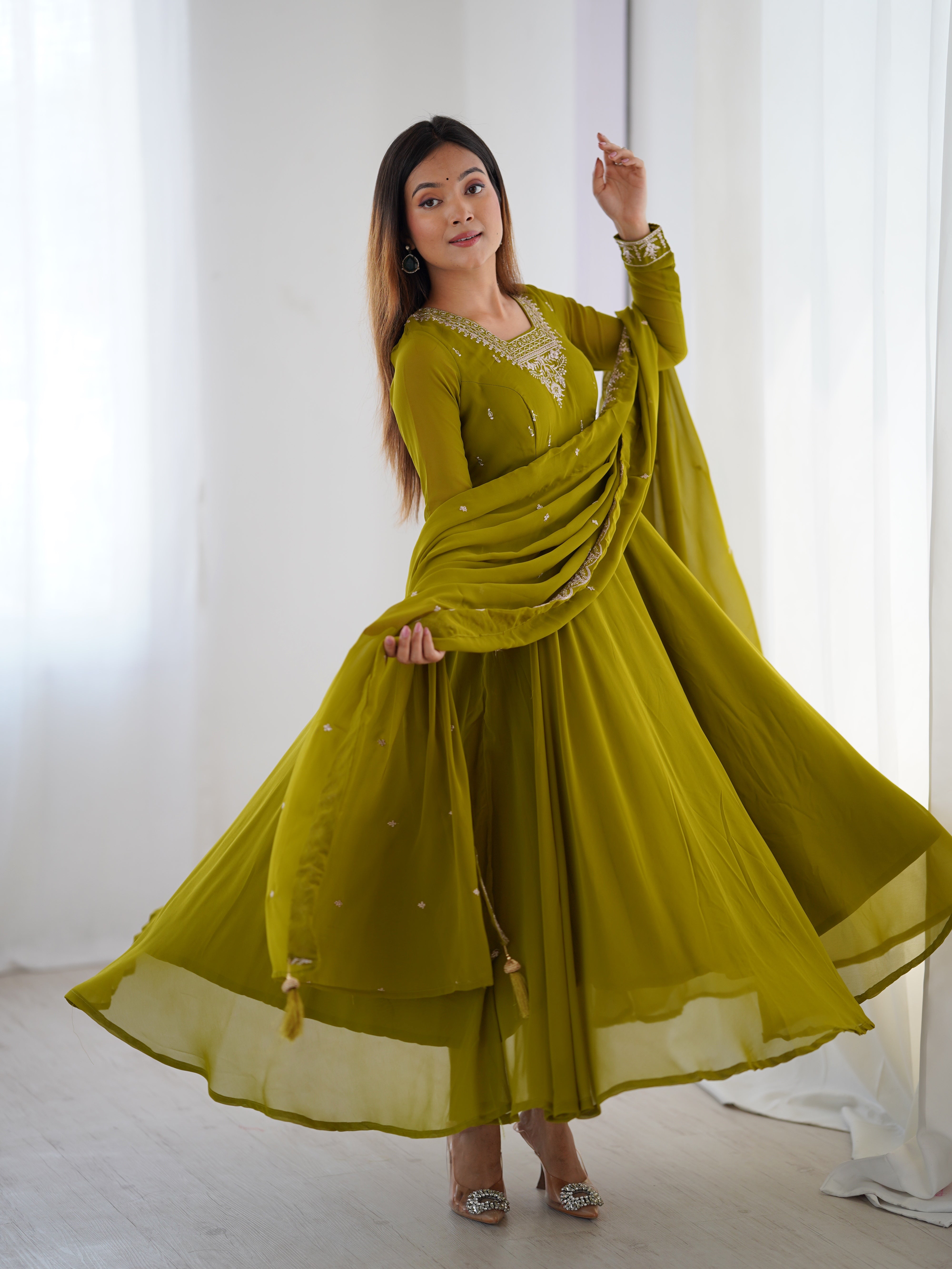 Women's Dark Green Dark Green Color Beauty Ethnic Anarkali Dress For Special Occasions Green / XS | Trendia Global Women's Dark Green Dark Green Color Beauty Ethnic Anarkali Dress For Special Occasions Green / XS | Trendia Global