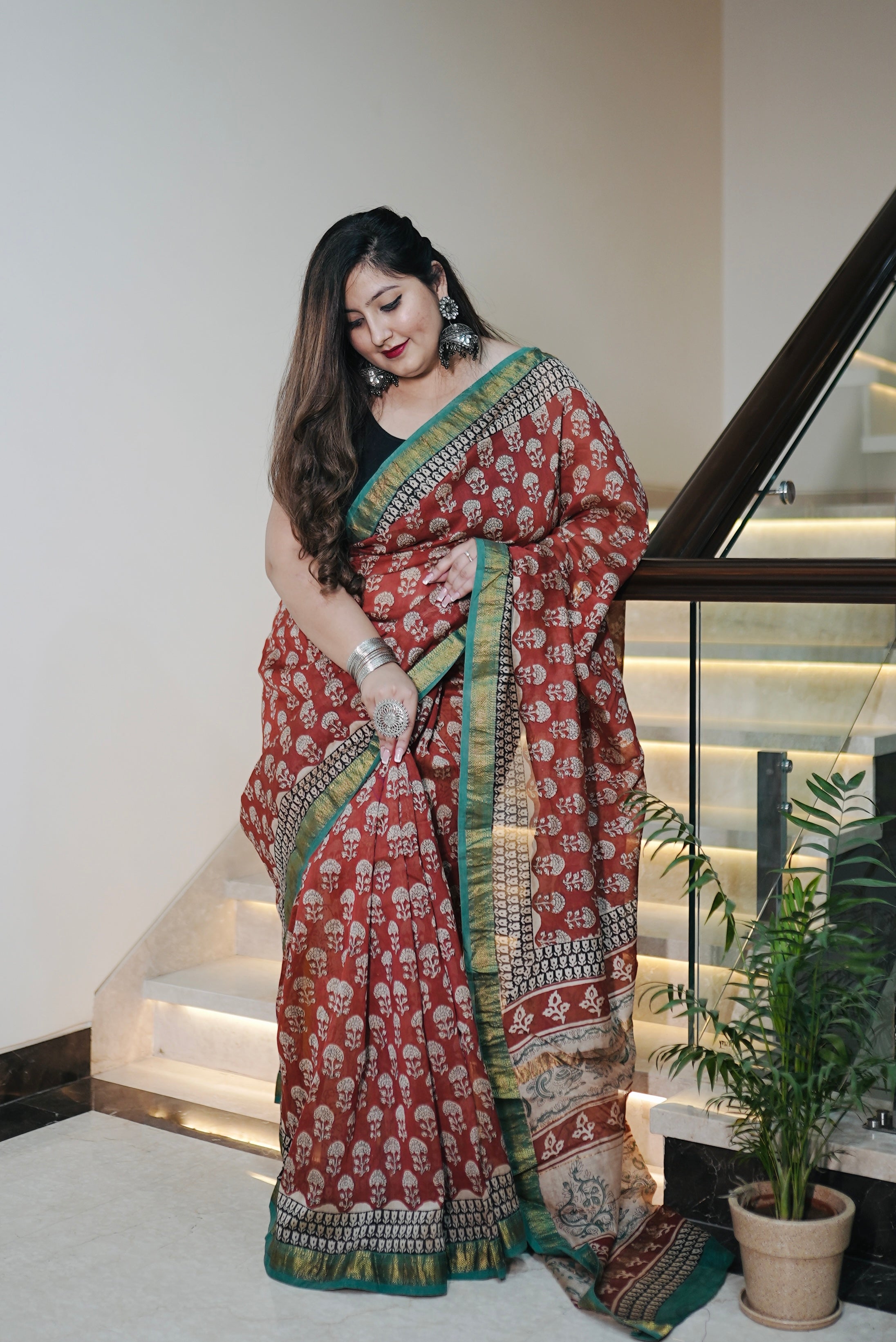 Women's Brick Red Bagru Chanderi Printed Saree - Nangalia Ruchira