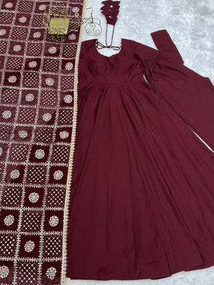 Color_Maroon