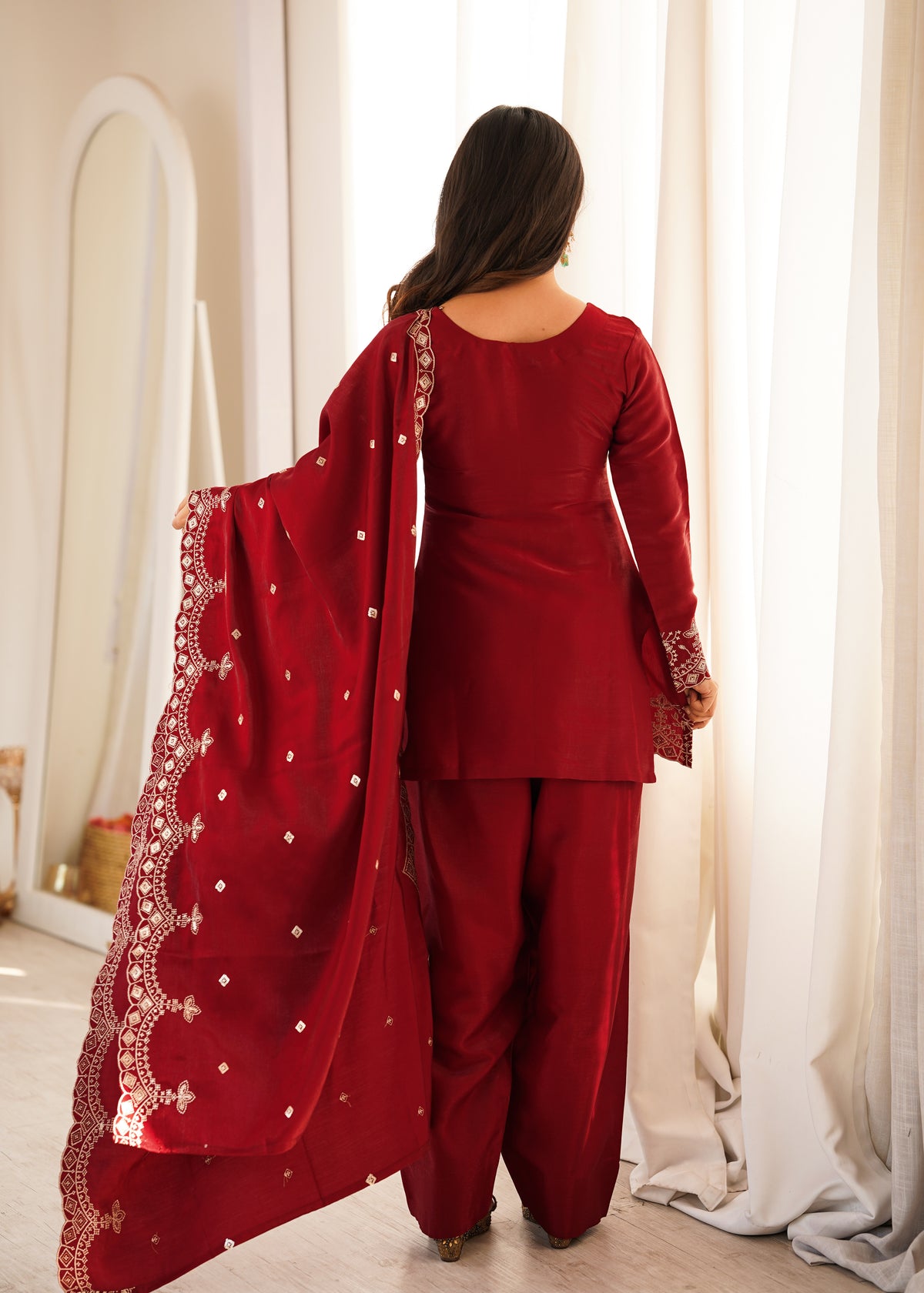 Color_Maroon
