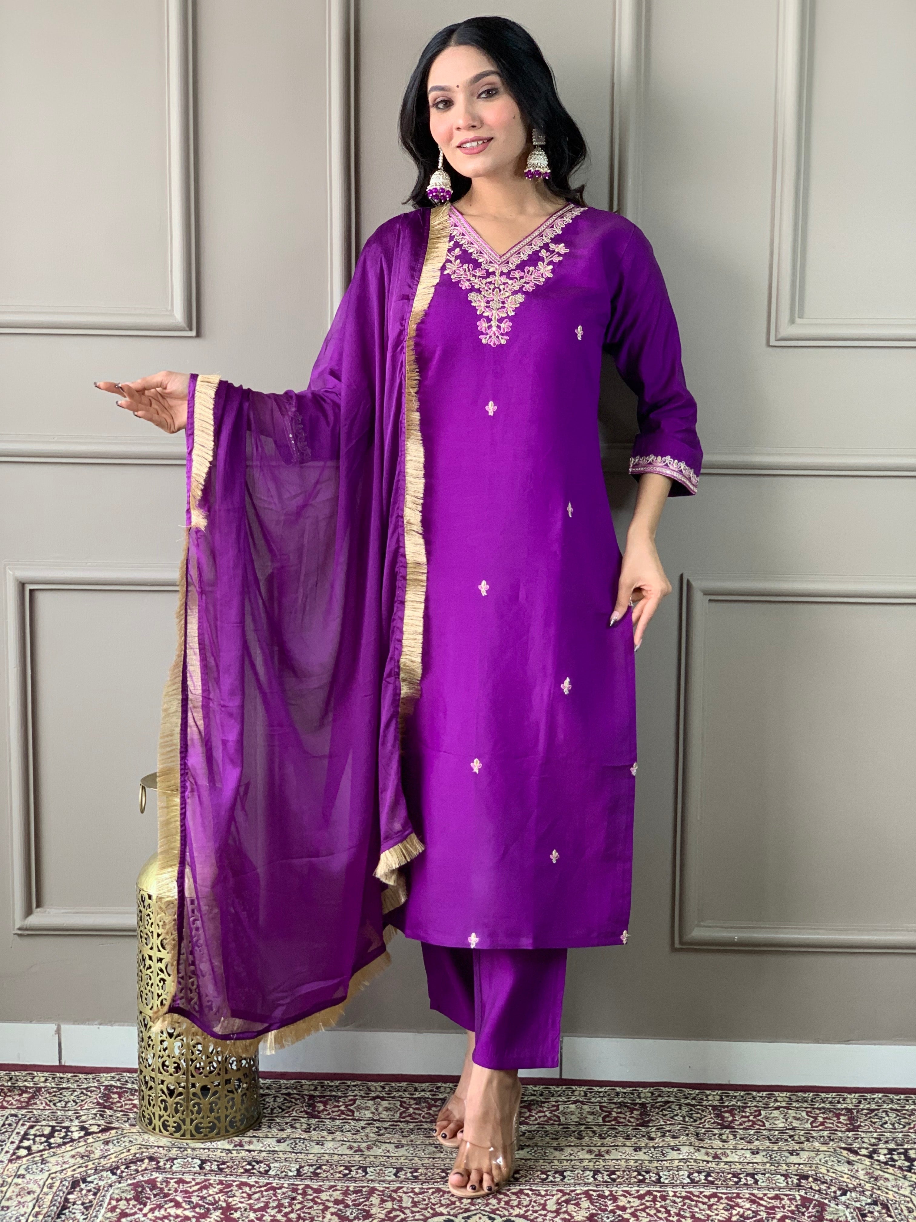 Women's V Neck Embroidered Work Rayon Slub Fabric Kurta Pant Set Comes With Nazneen Dupatta - Taantav