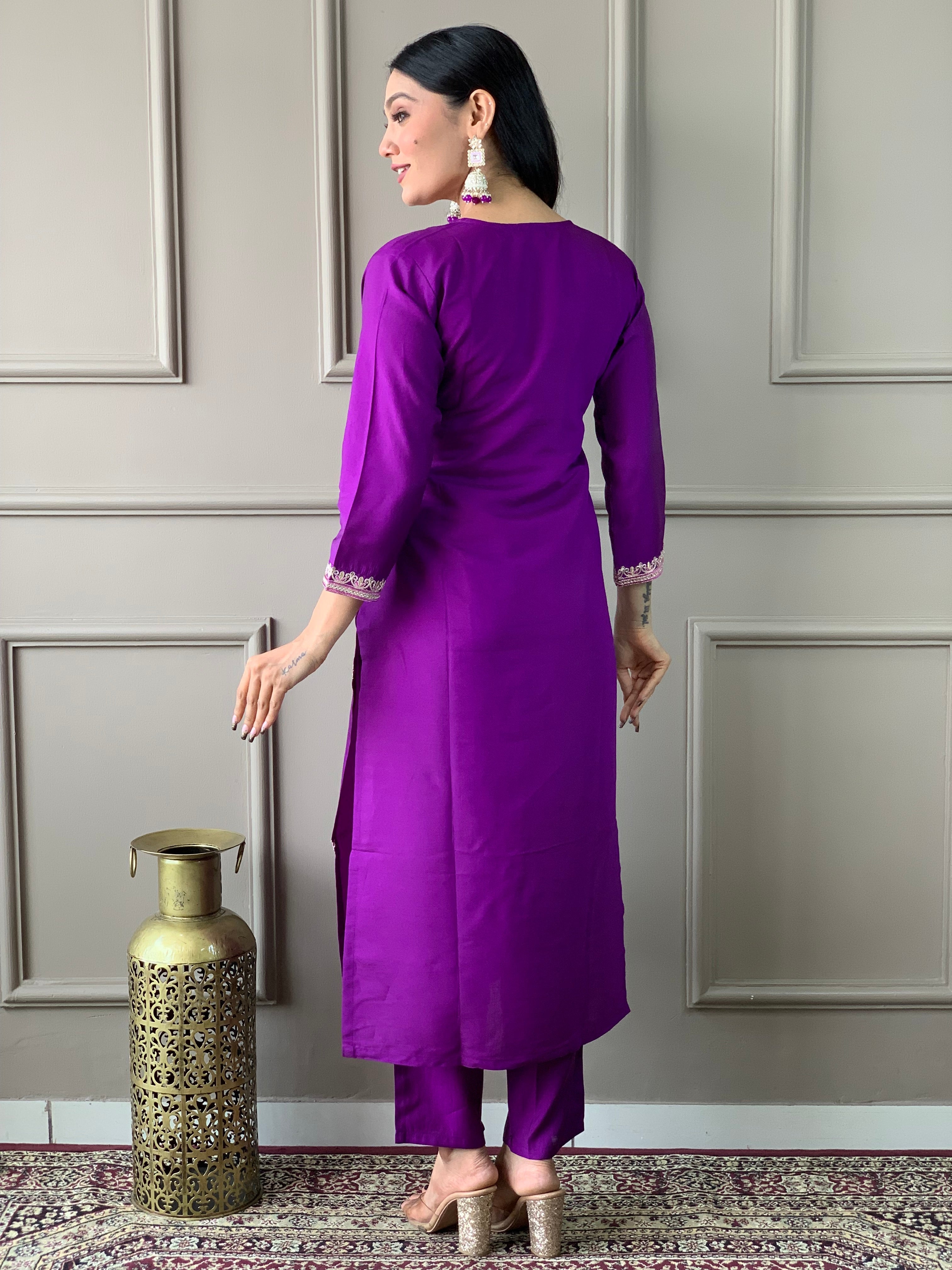 Women's V Neck Embroidered Work Rayon Slub Fabric Kurta Pant Set Comes With Nazneen Dupatta - Taantav