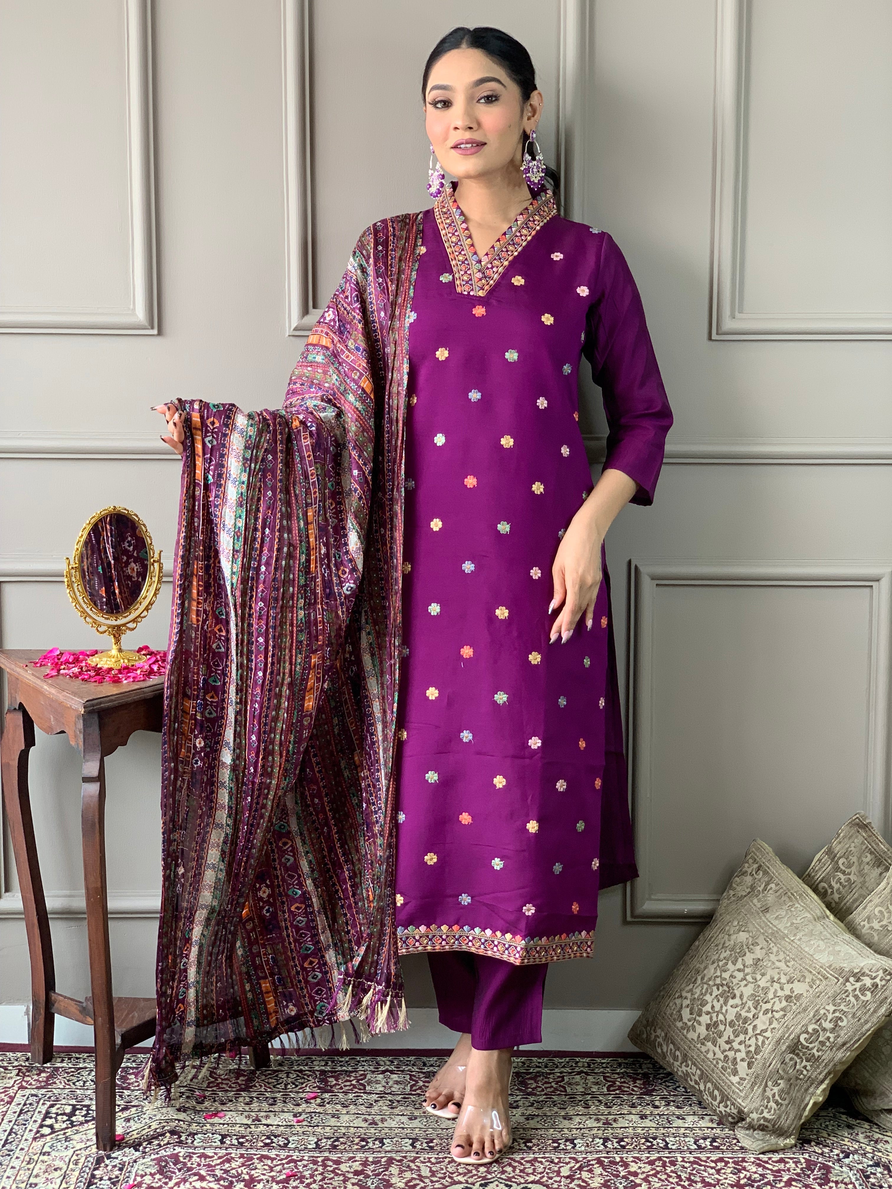 Women's V Neck Embroidered Work, Chanderi Fabric Kurta & Pant With Dupatta Set - Taantav