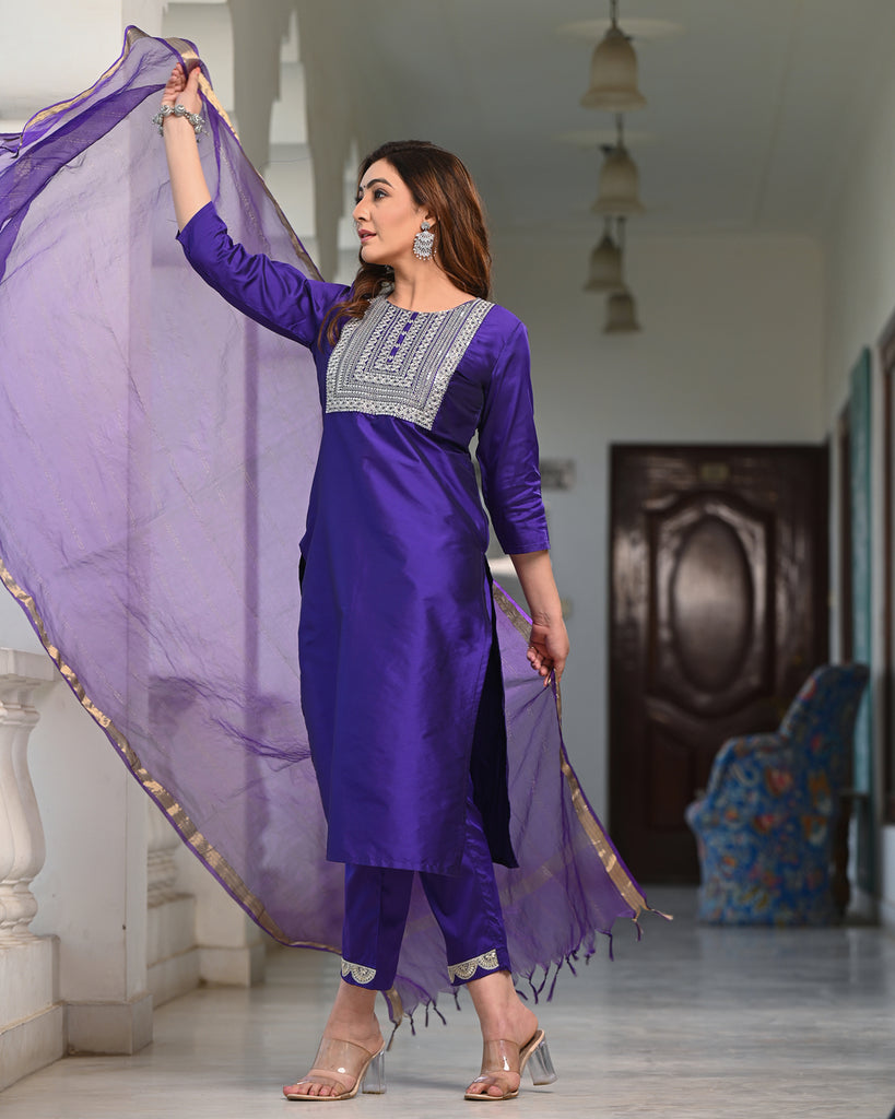Women's Purple Silk Embroidered Kurta Pant Set With Dupatta