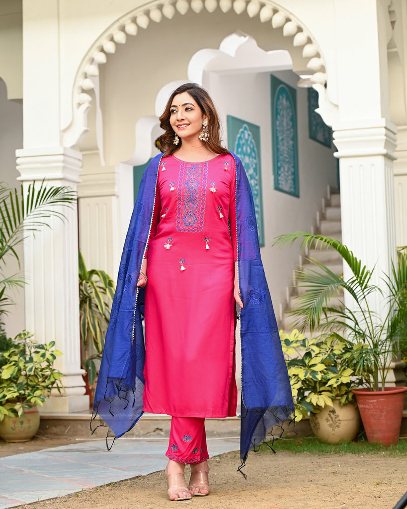 Women's Pink Viscose Rayon Embroidered Kurta Pant Set With Dupatta
