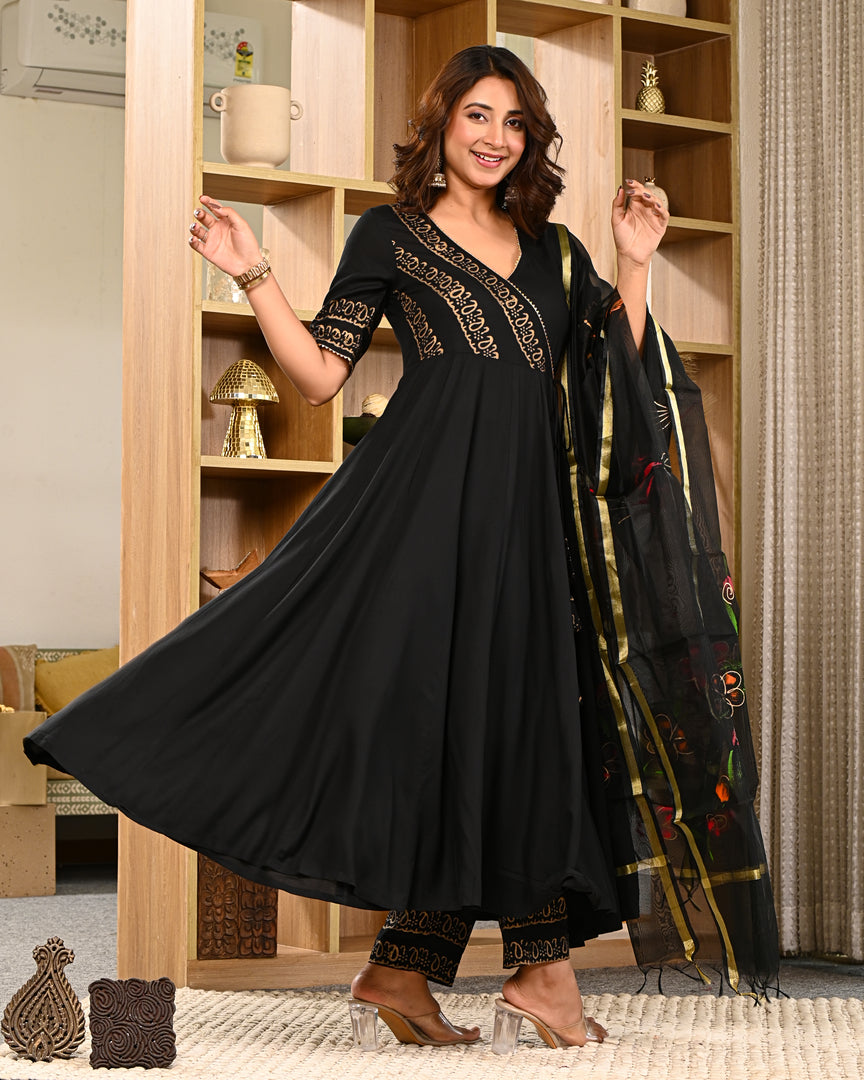 Color_Black