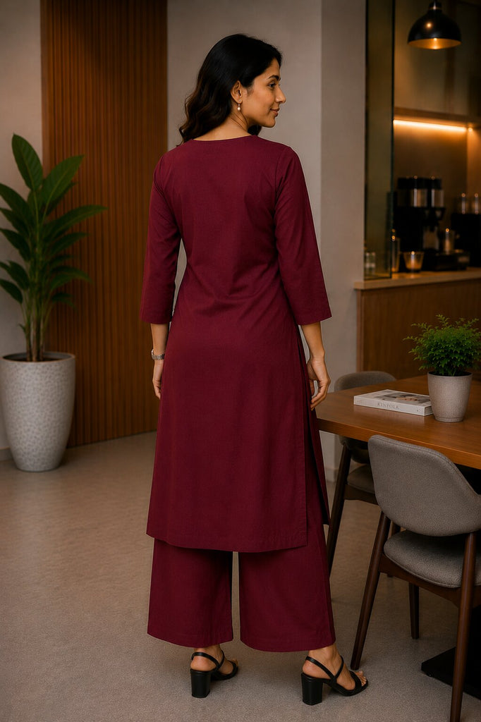 Color_Maroon
