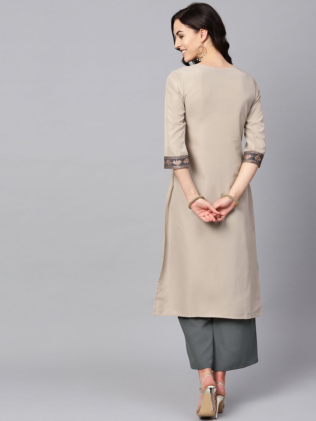 Color_Beige