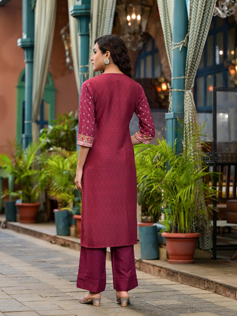 Color_Maroon