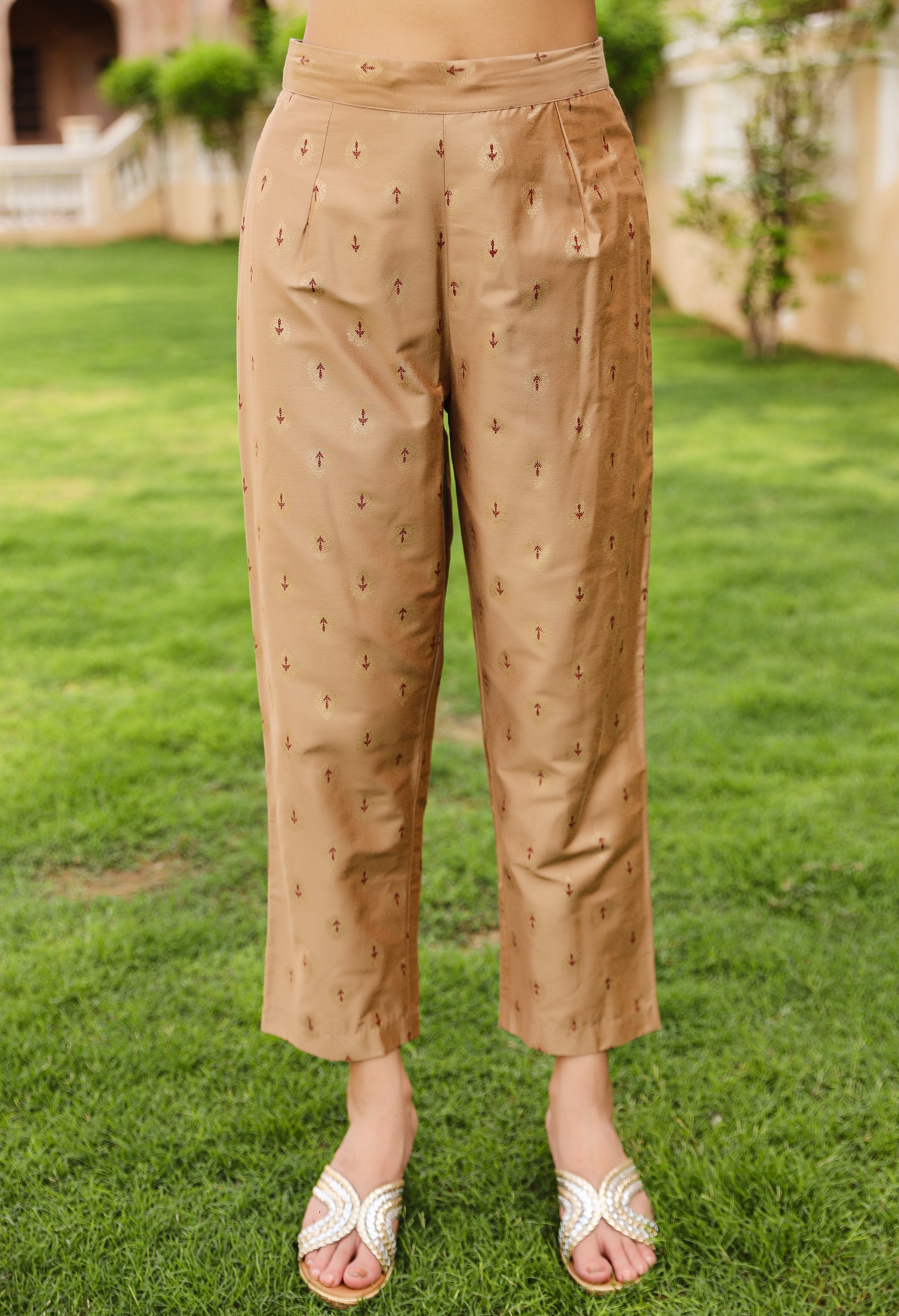 Color_Brown