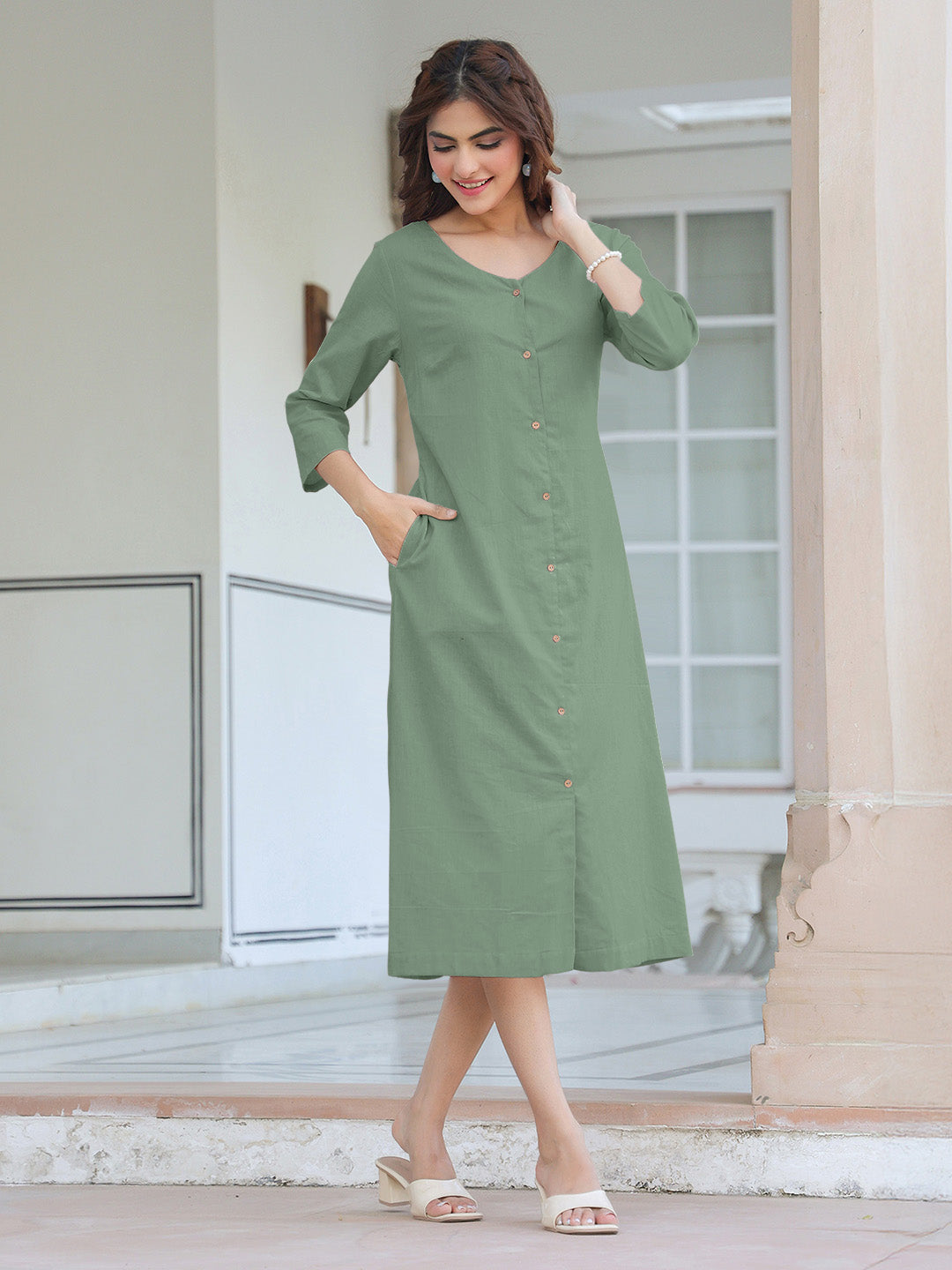 Green Cotton Solid Straight Dress - Green / L Green Cotton Solid Straight Dress - Green / L