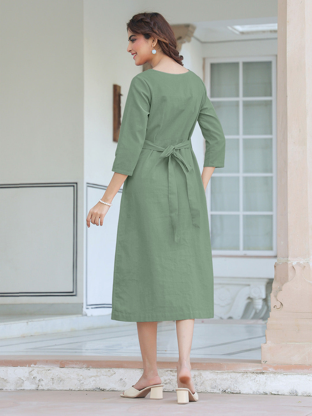 Green Cotton Solid Straight Dress Green Cotton Solid Straight Dress
