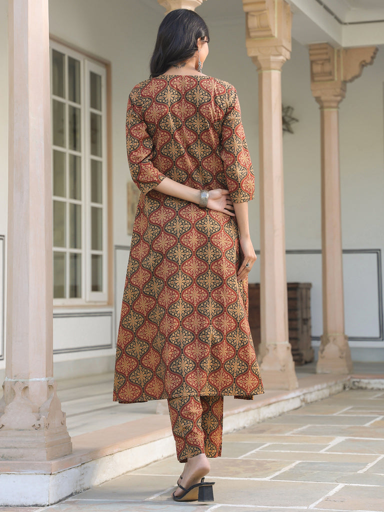 Color_Brown
