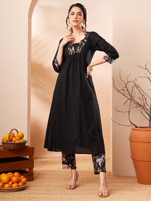 Color_Black