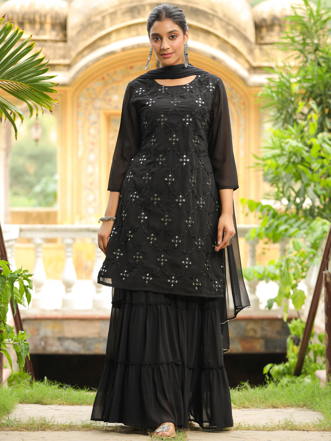 Color_Black