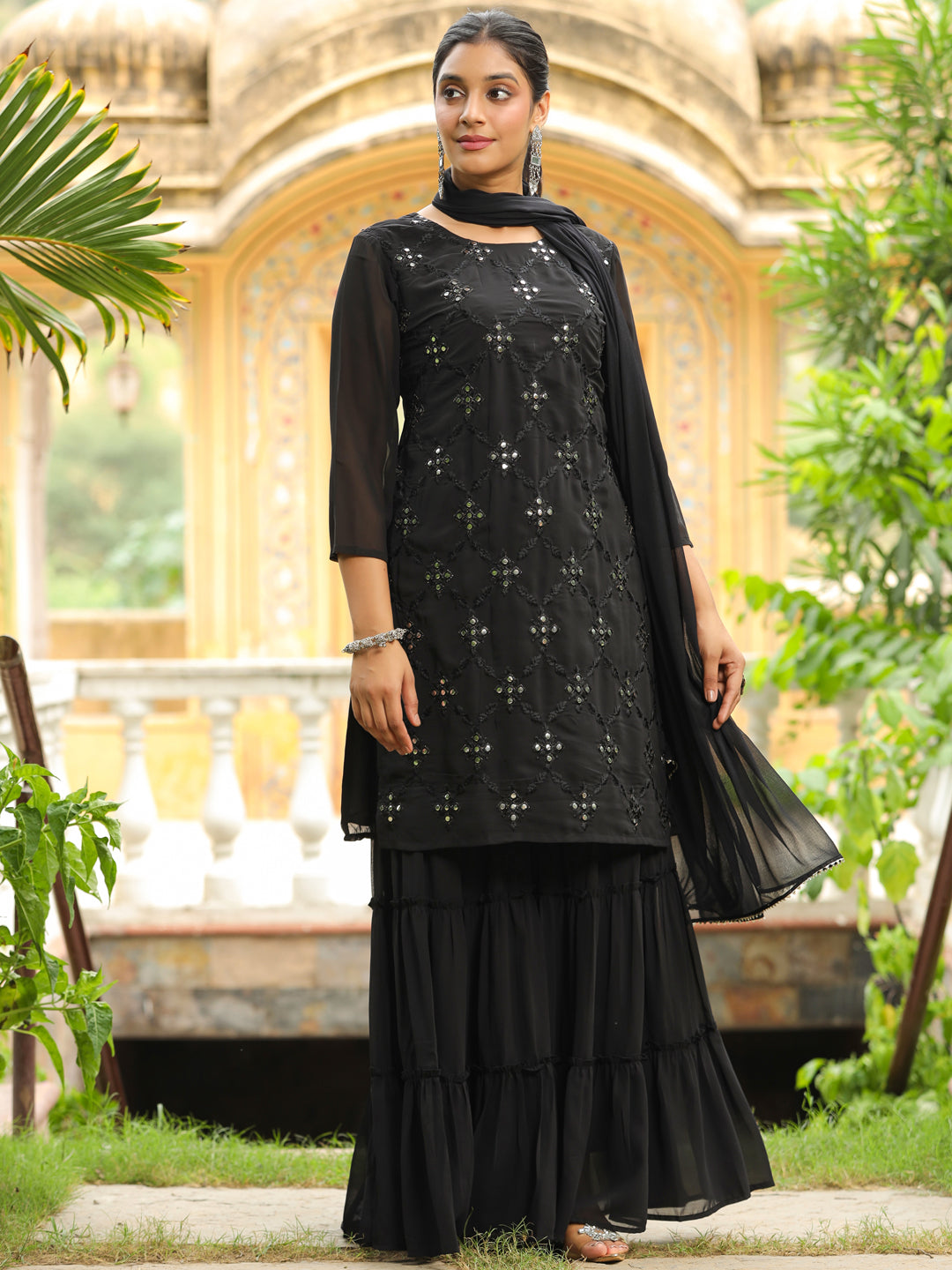 Color_Black