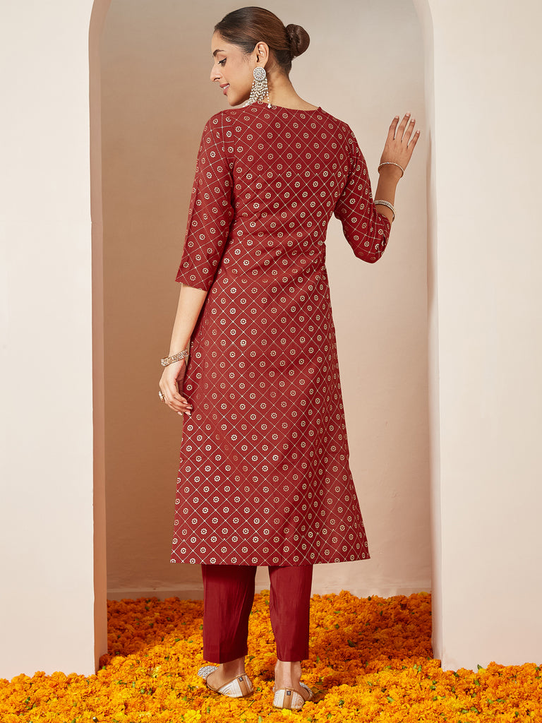 Color_Maroon