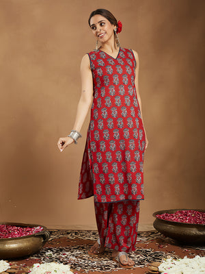 Color_Maroon