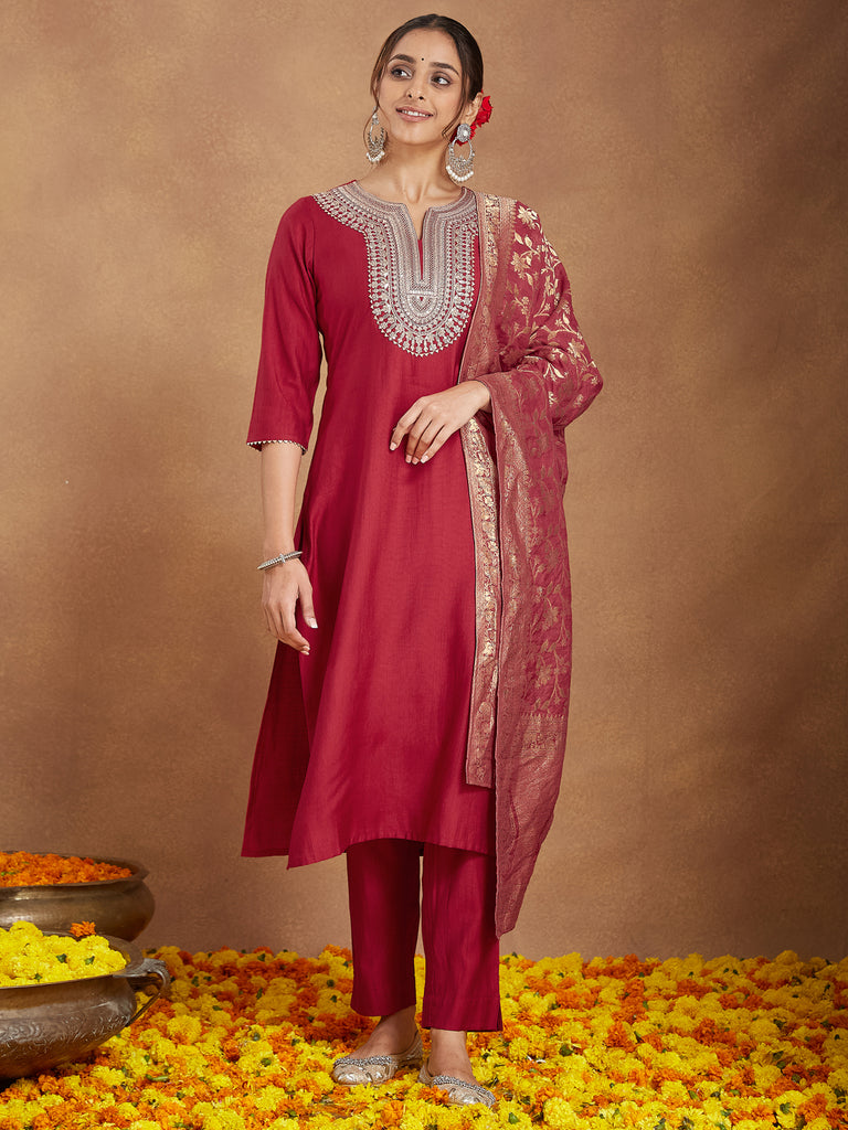 Color_Maroon