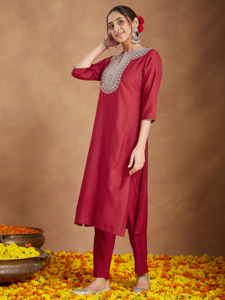 Color_Maroon