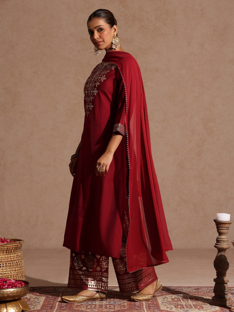 Color_Maroon