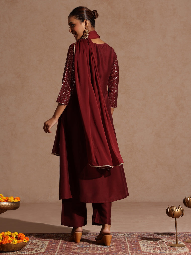 Color_Maroon