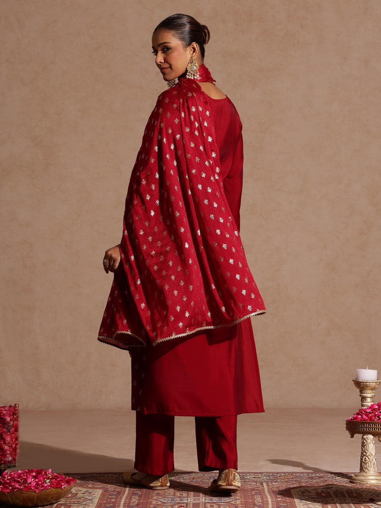 Color_Maroon