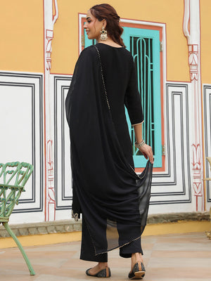 Color_Black