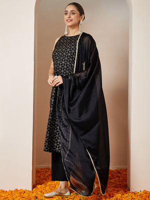 Color_Black