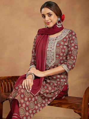 Color_Maroon