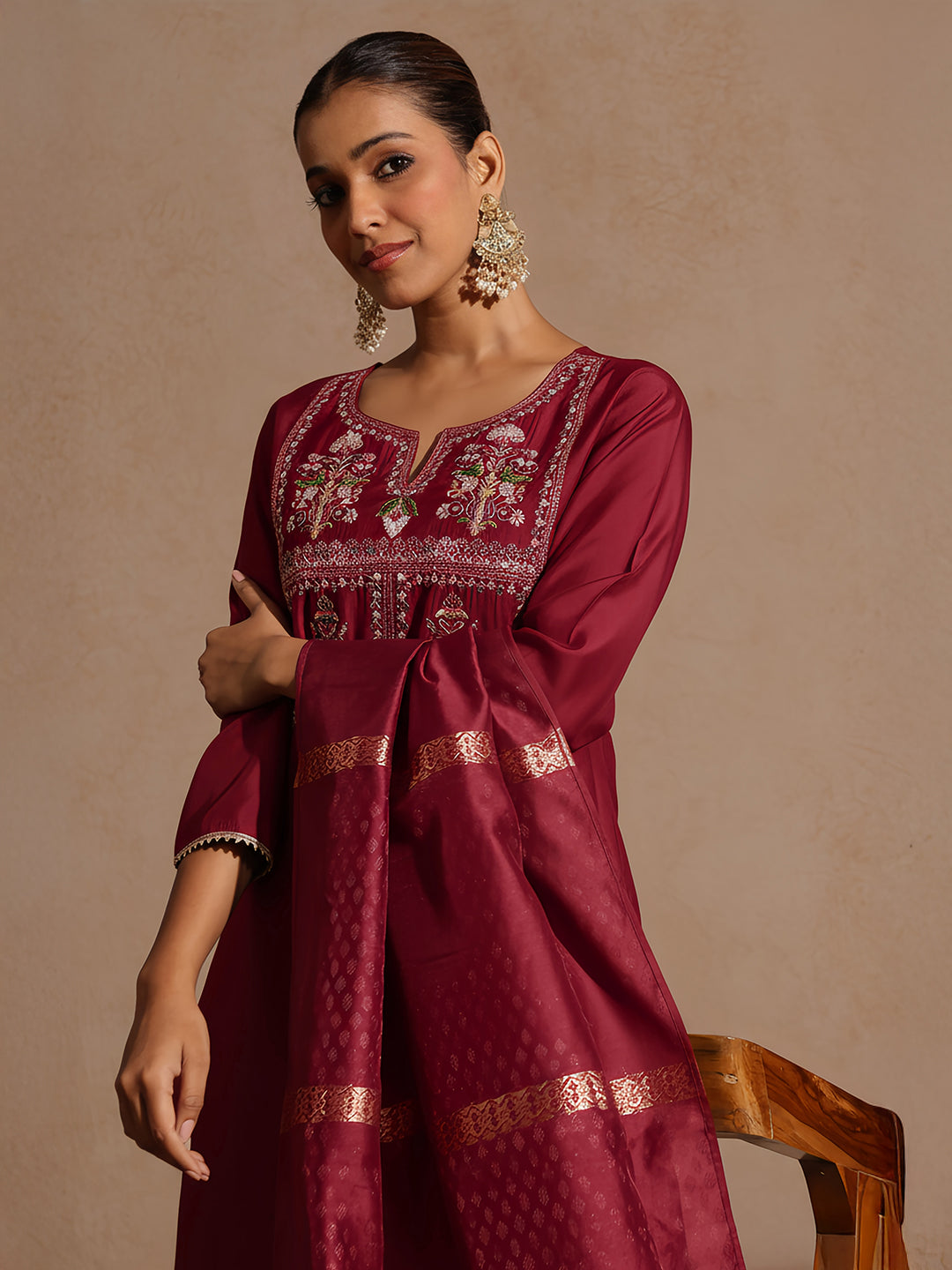 Color_Maroon