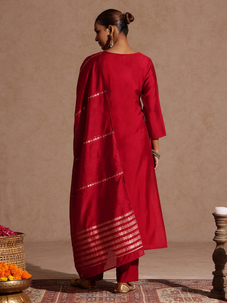 Color_Maroon