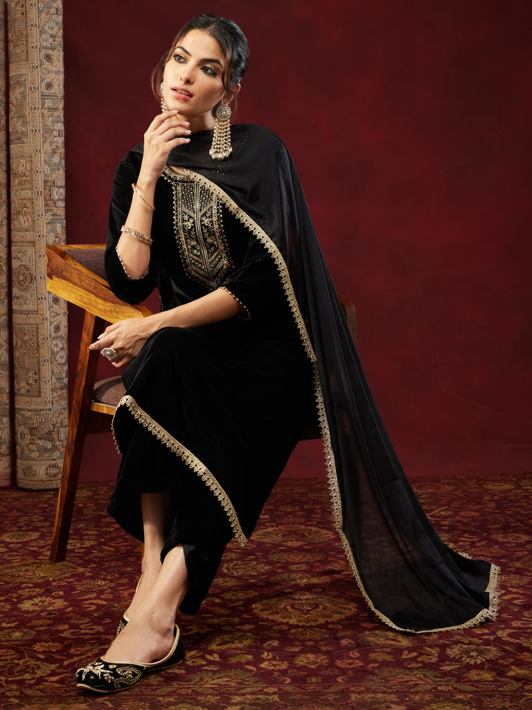 Color_Black