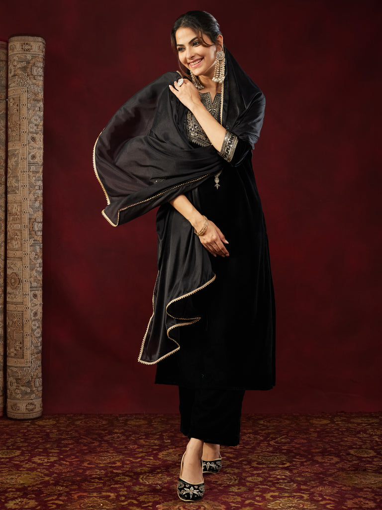 Color_Black