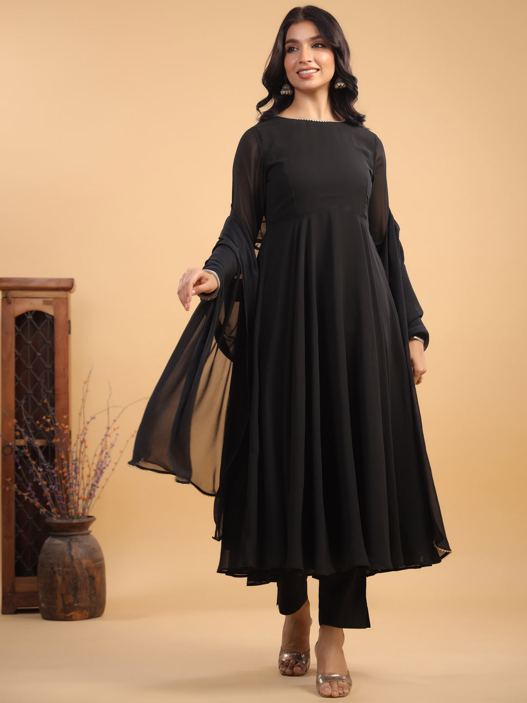 Color_Black