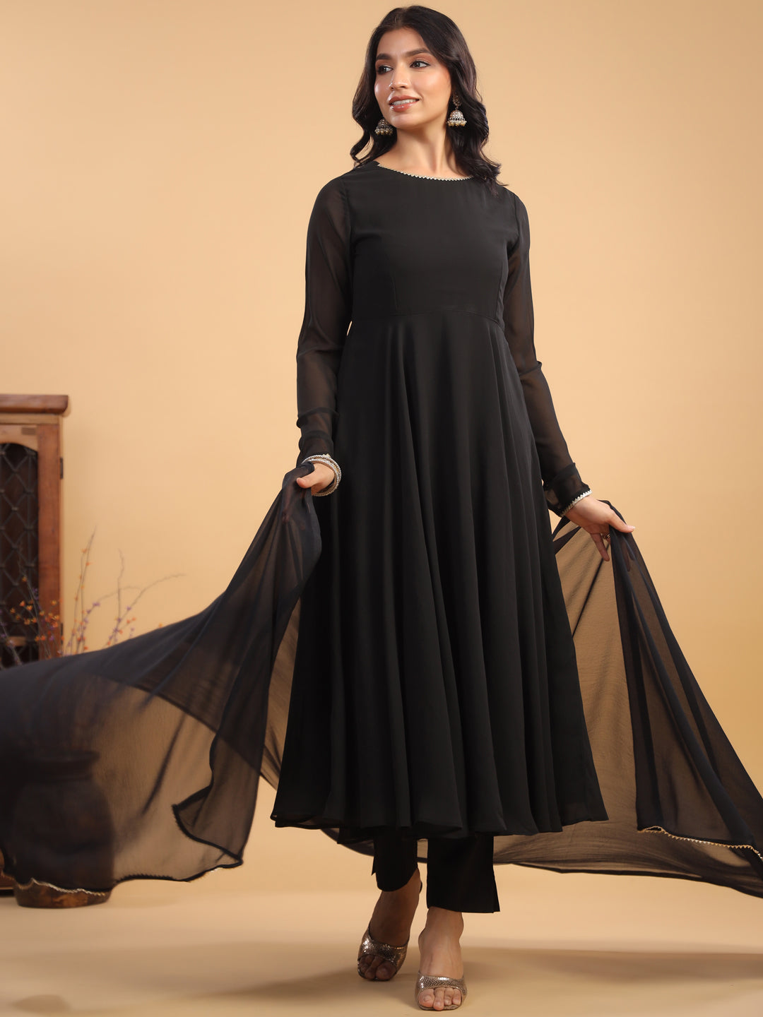 Color_Black