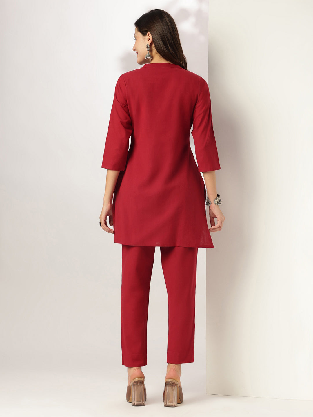 Color_Maroon