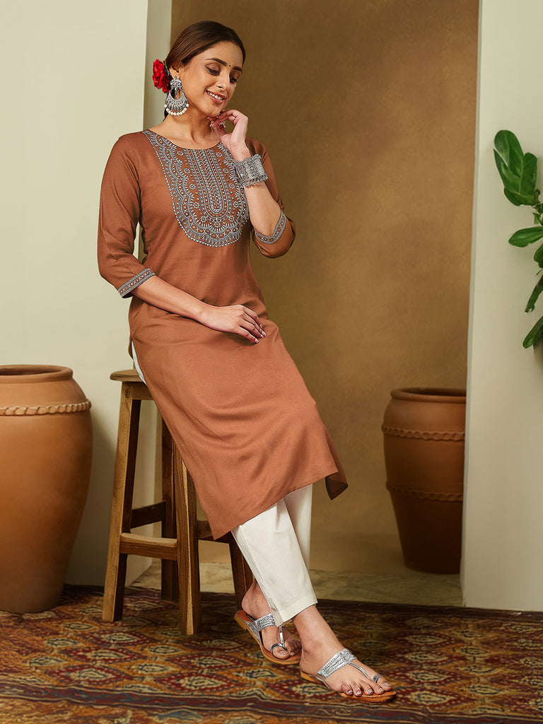 Color_Brown