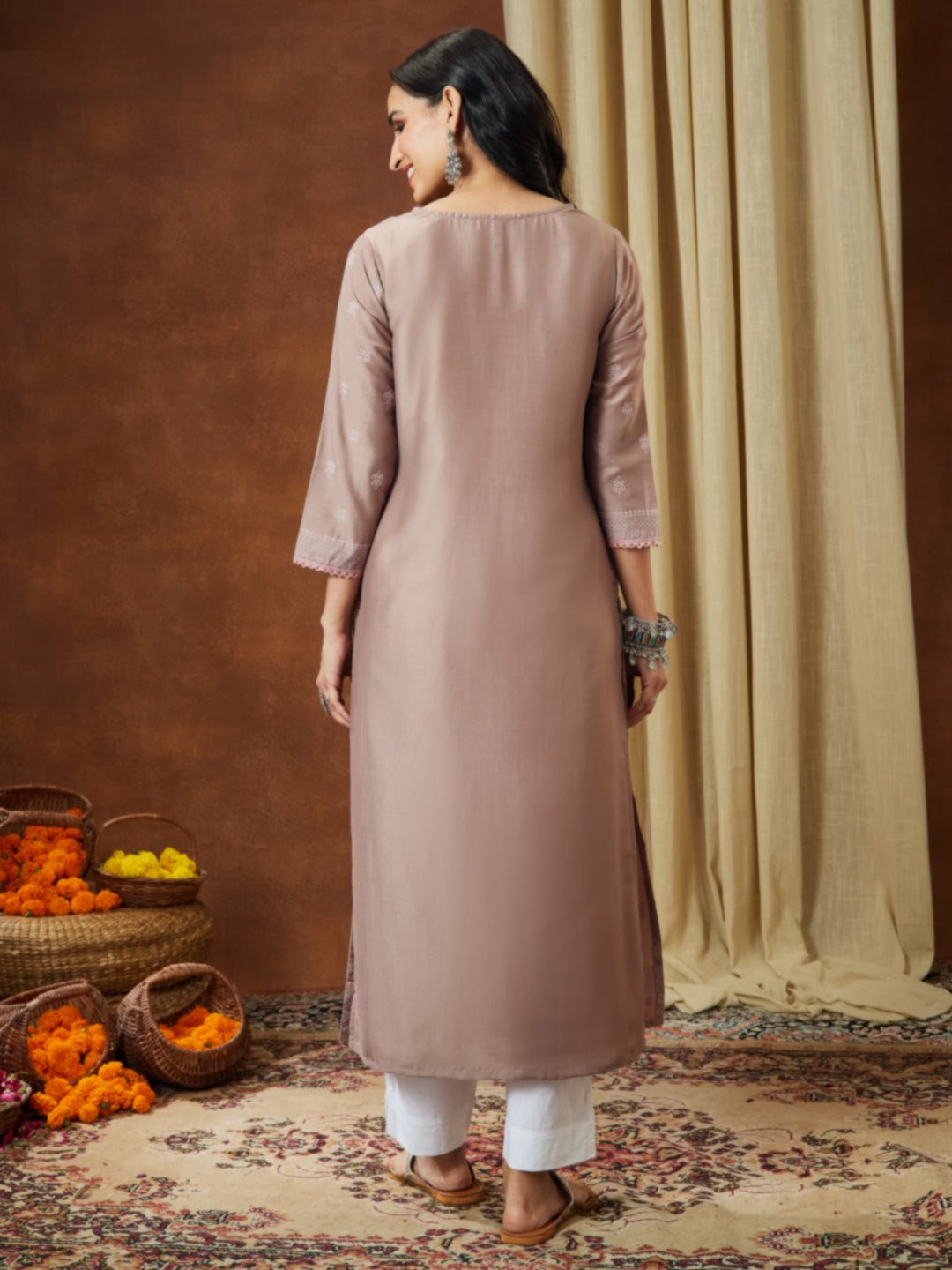 Color_Brown