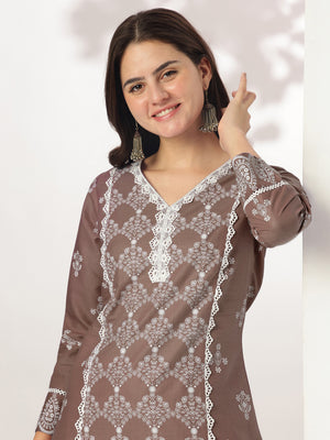 Color_Brown