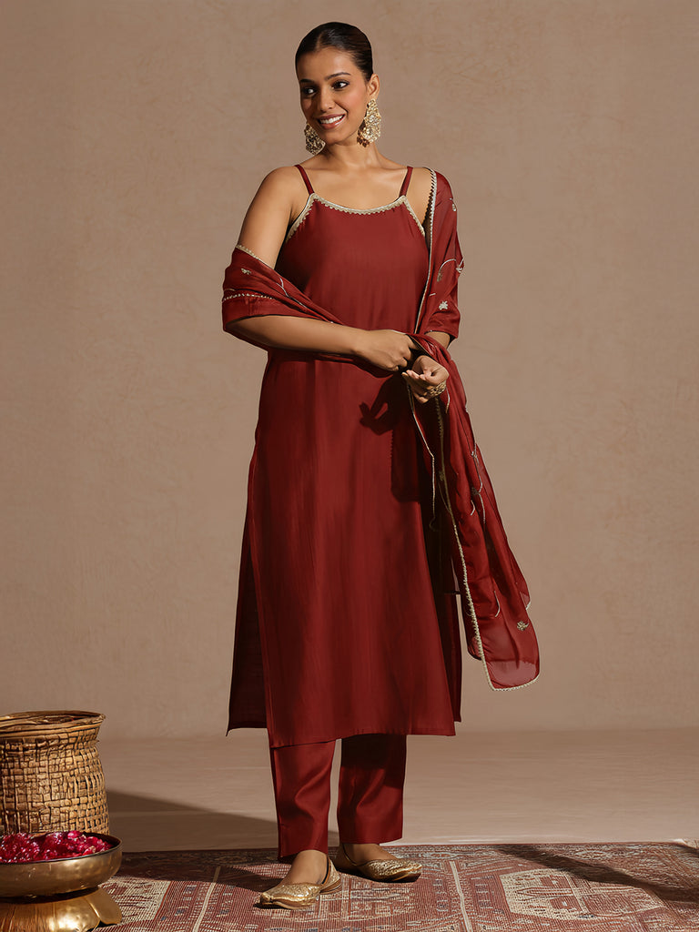Color_Maroon