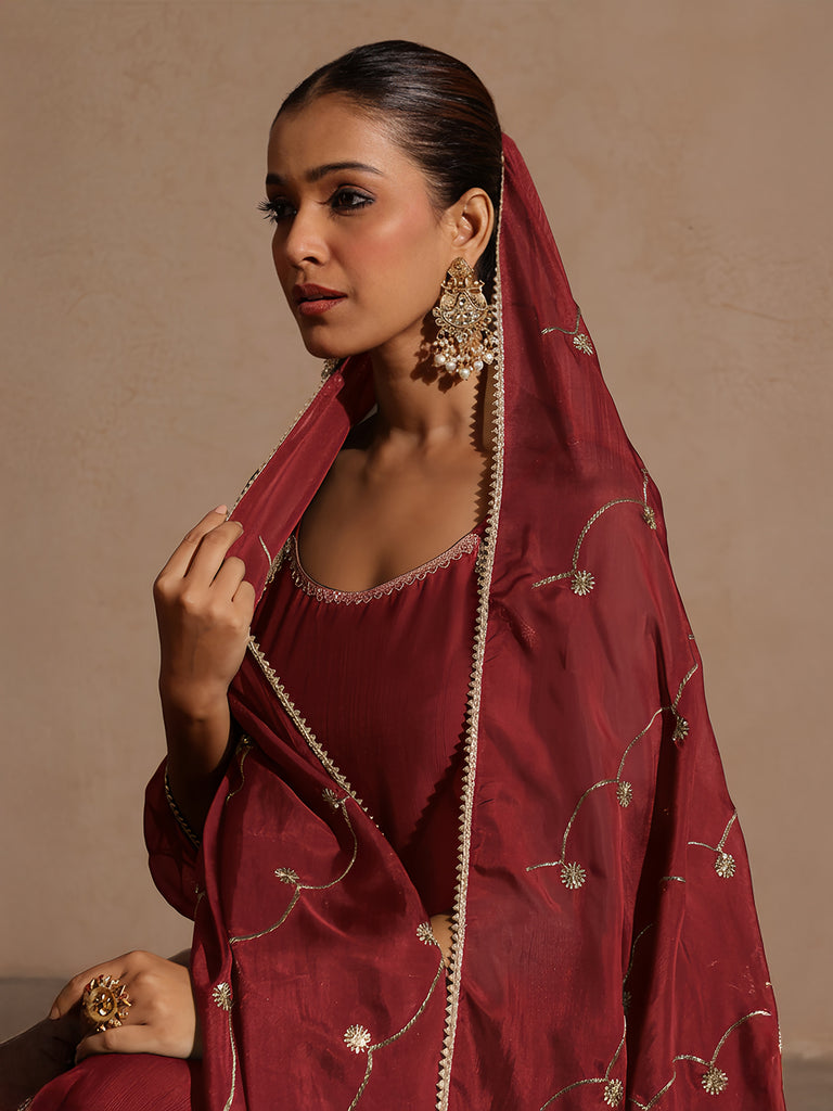 Color_Maroon
