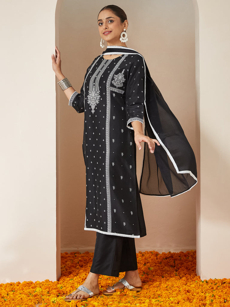 Color_Black