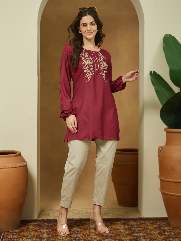 Color_Maroon
