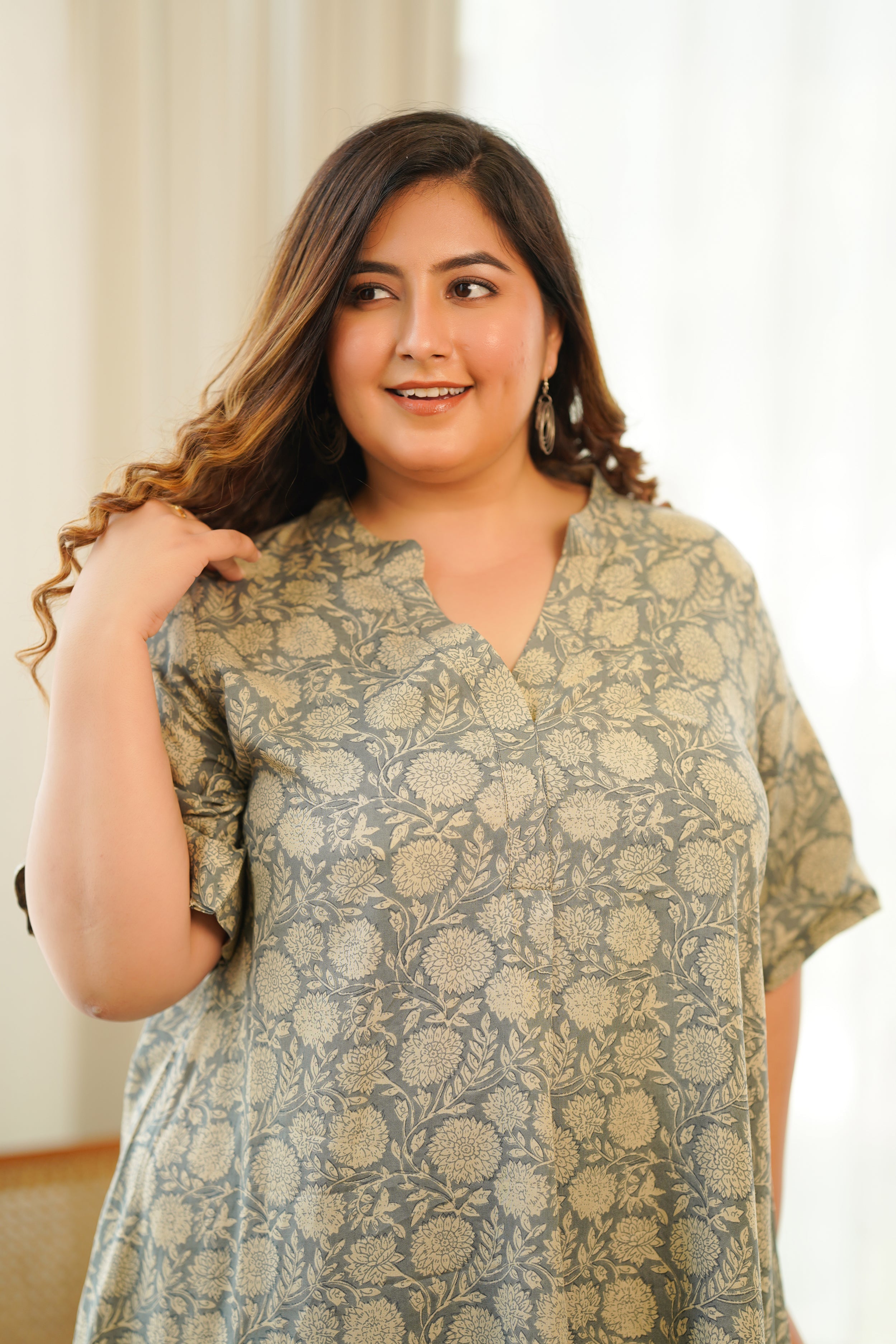 Women's Grey Muslin V-Neck Short Dress - Nangalia Ruchira