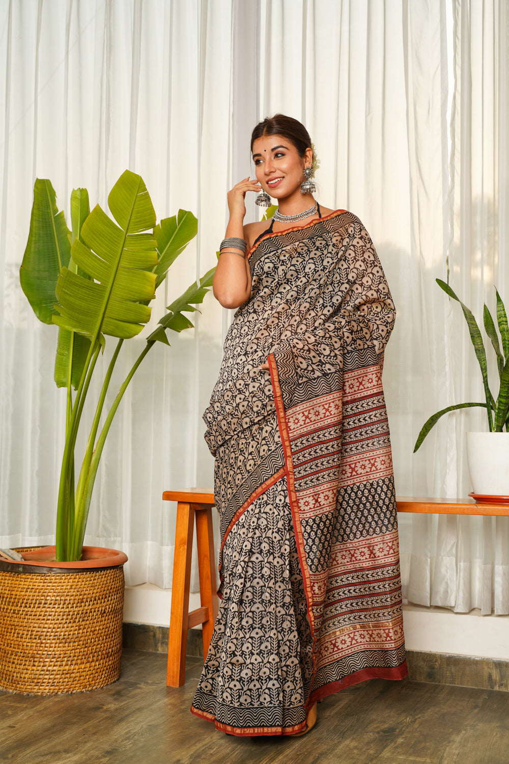 Women's Chanderi Bagru Printed Saree - Nangalia Ruchira